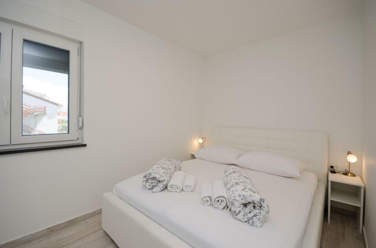 Apartments Zorka Lopar Esterno foto